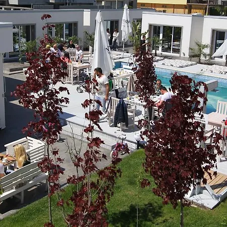 Oneiro Resort