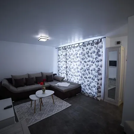 منتجع Oneiro 3*