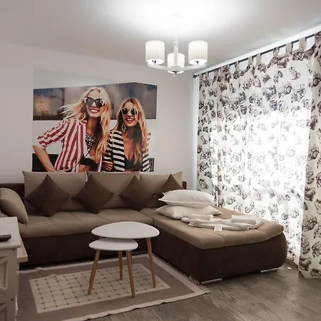 度假村 Oneiro 马马亚